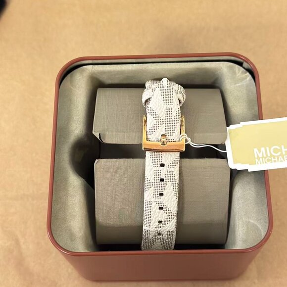 Michael Kors MK7128 Jayne Three-Hand Vanilla Watch - Picture 3 of 5